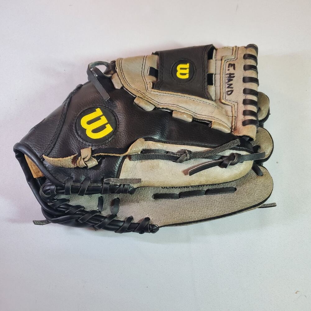 Wilson A360 12" Baseball Glove Leather Right Hand Throw RHT A03RB15
